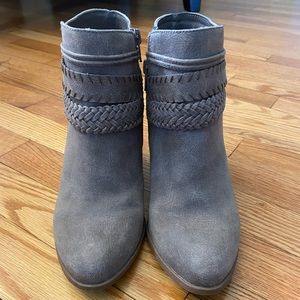 Fergalicious brown/tan booties